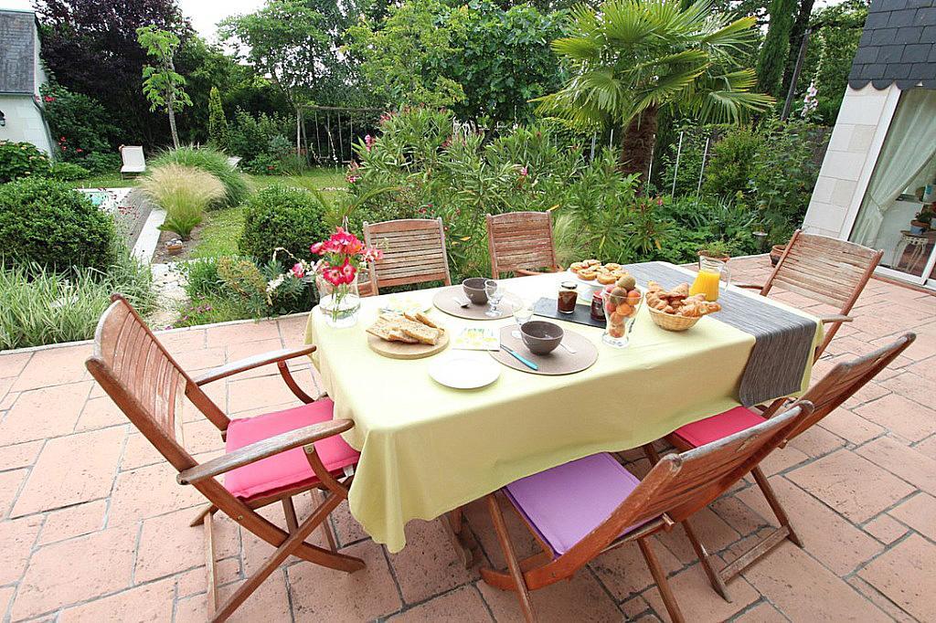 モンバゾンン Logis Du Lievre D'Or Bed & Breakfast エクステリア 写真