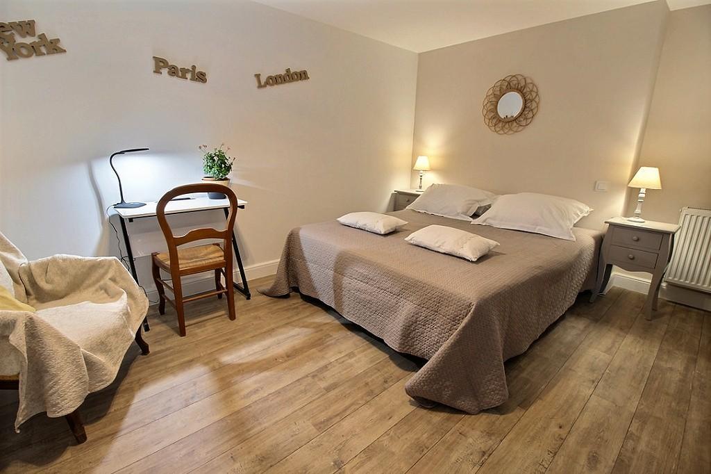 モンバゾンン Logis Du Lievre D'Or Bed & Breakfast エクステリア 写真