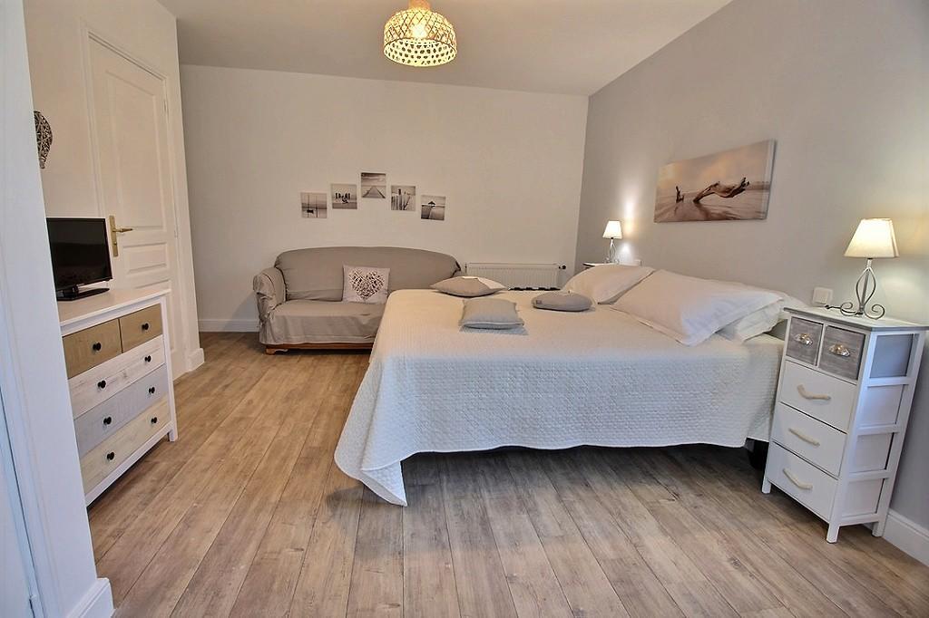 モンバゾンン Logis Du Lievre D'Or Bed & Breakfast エクステリア 写真