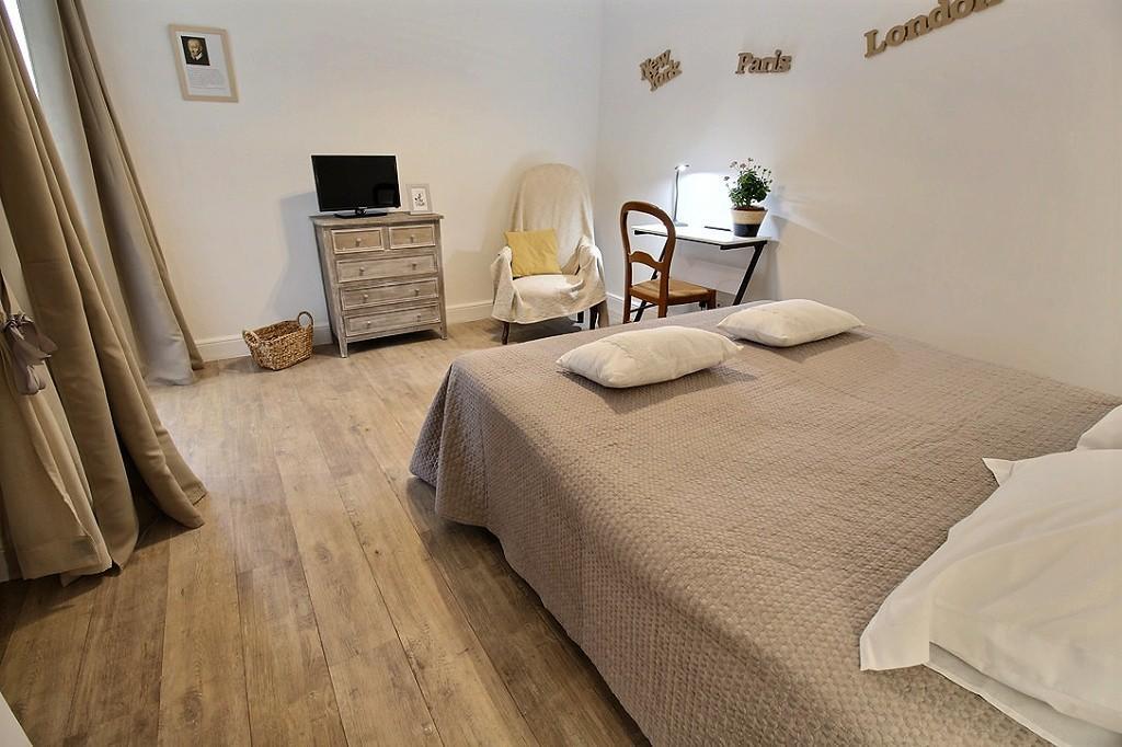 モンバゾンン Logis Du Lievre D'Or Bed & Breakfast エクステリア 写真